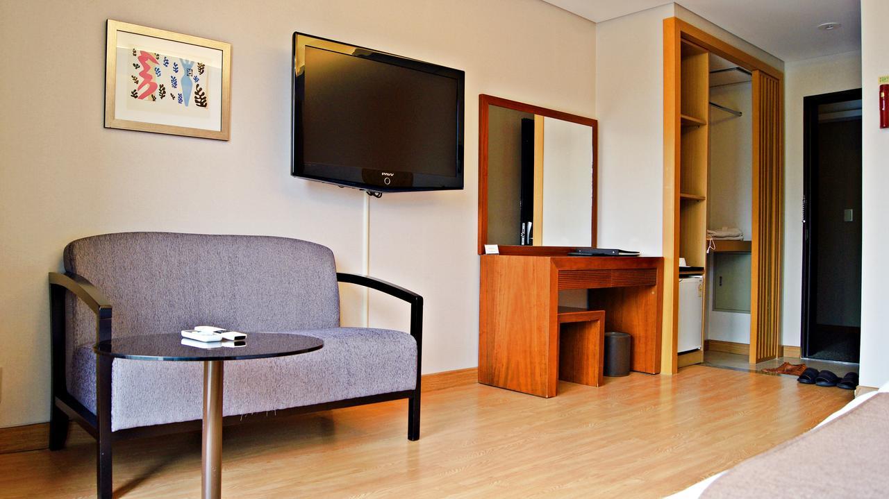 Hantan River Spa Hotel Cheorwon Exteriér fotografie